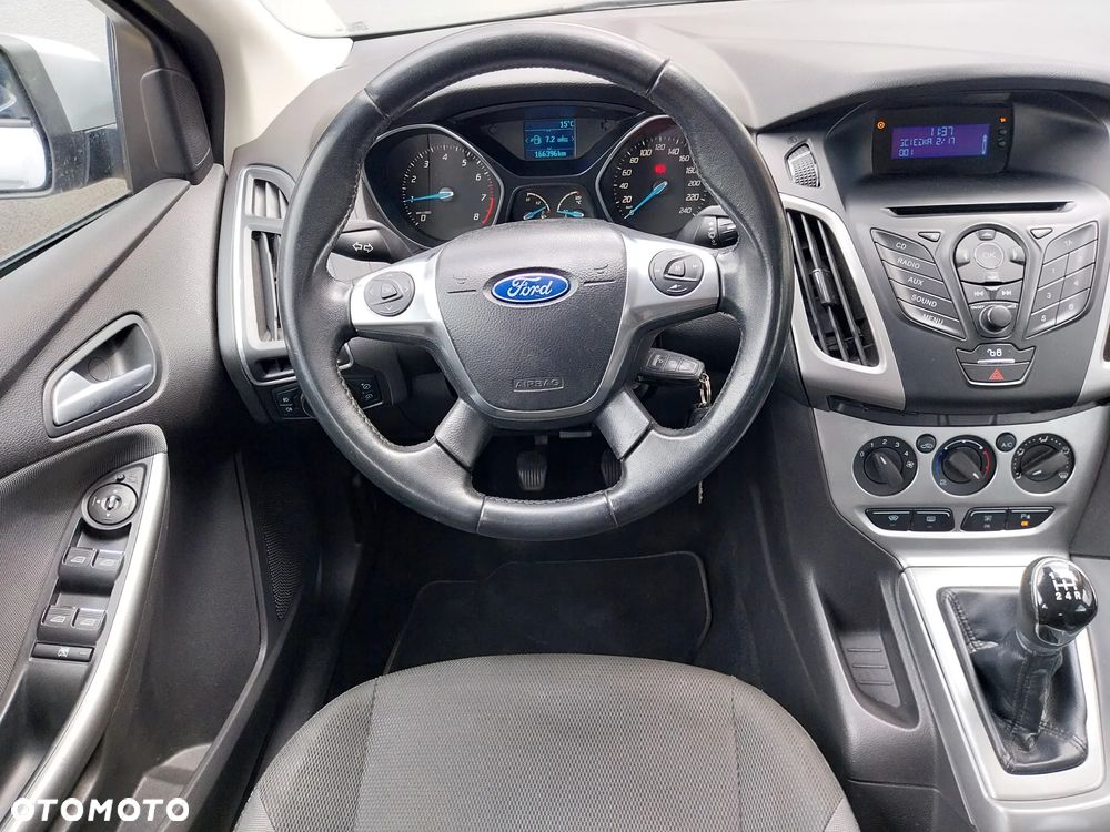 Ford Focus 1.6 Trend - 19