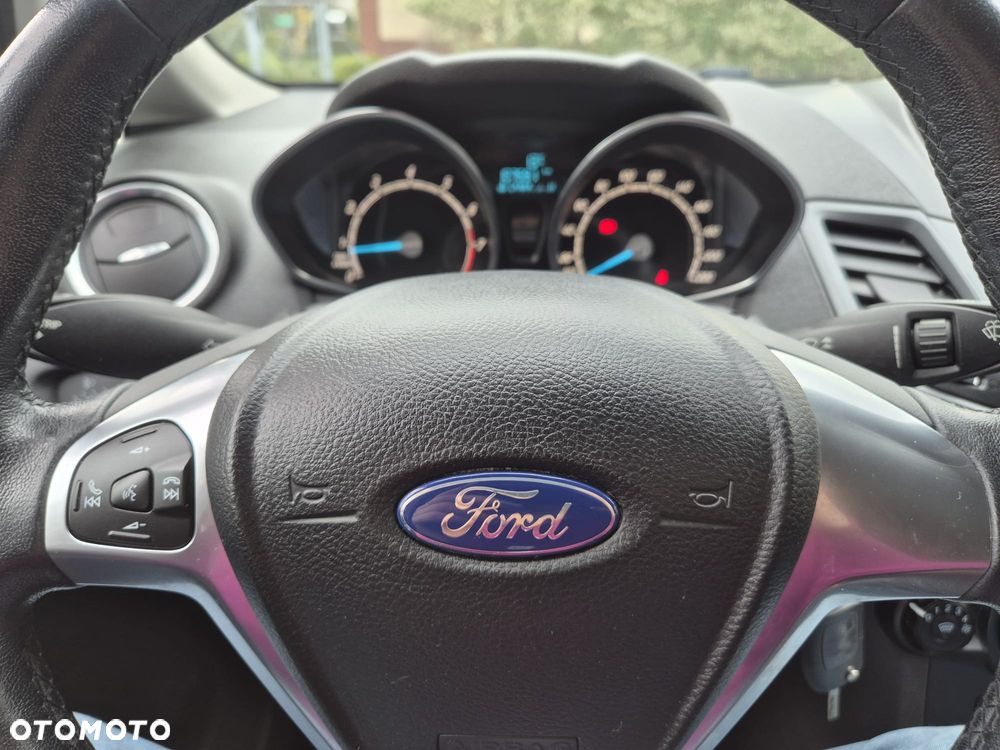 Ford Fiesta 1.25 Titanium EU6 - 5