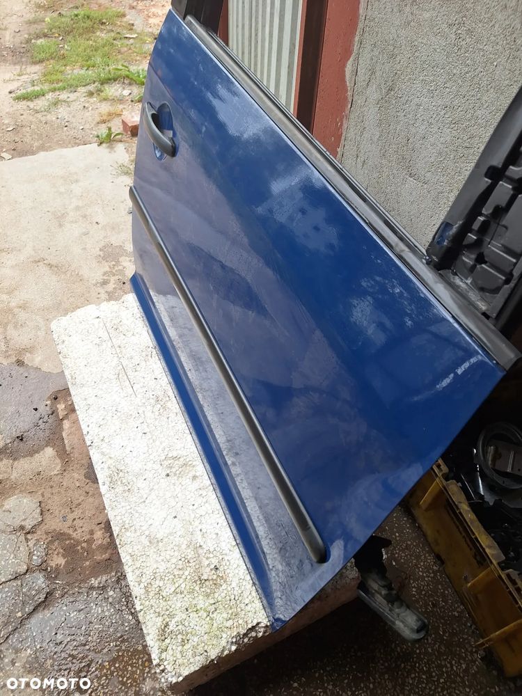 drzwi prawe   VOLKSWAGEN CADDY III kod lakieru-LL5M - 6