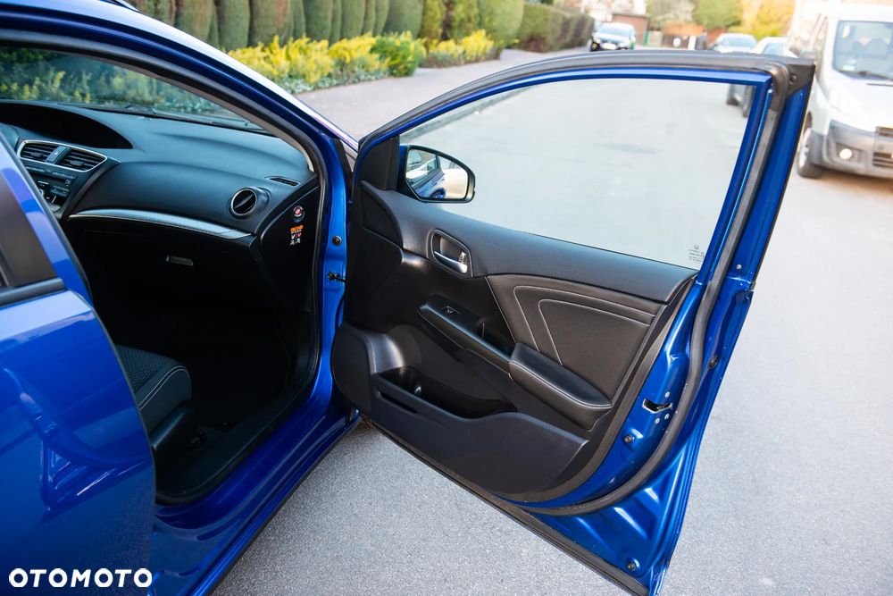 Honda Civic 1.8 i-VTEC Elegance - 25