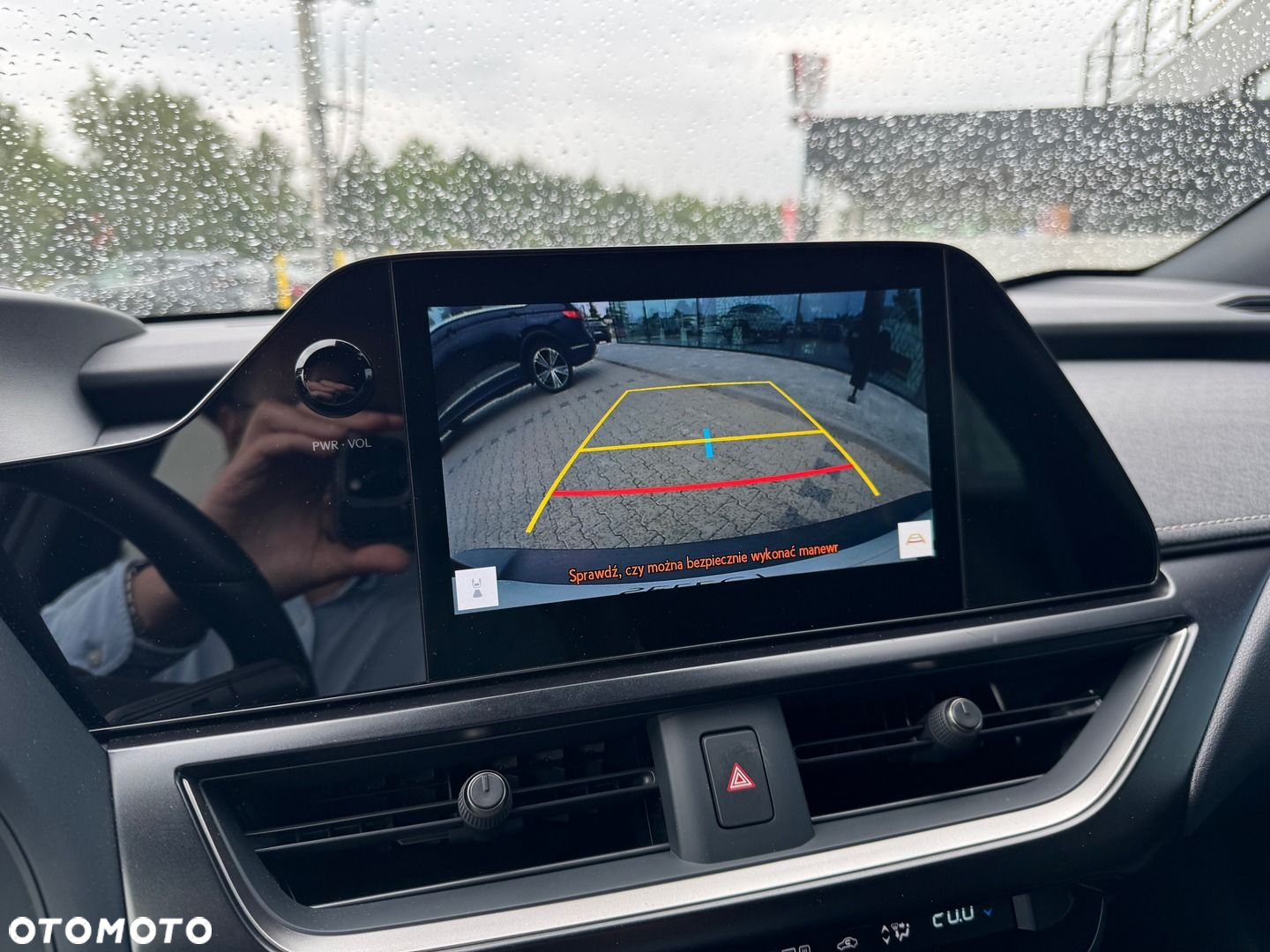 Lexus UX 250h GPF F Sport Design 2WD - 20