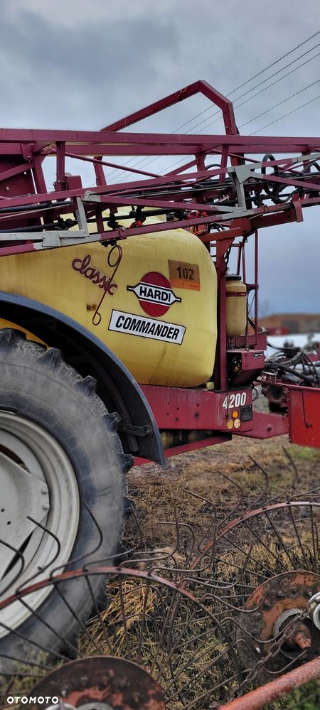 Hardi Commander - 3