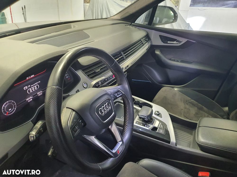 Audi Q7 3.0 TDI Quattro Tiptronic - 6