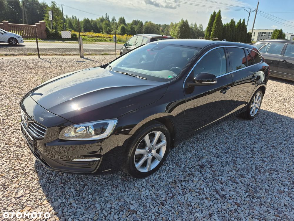 Volvo V60 D3 Momentum - 9