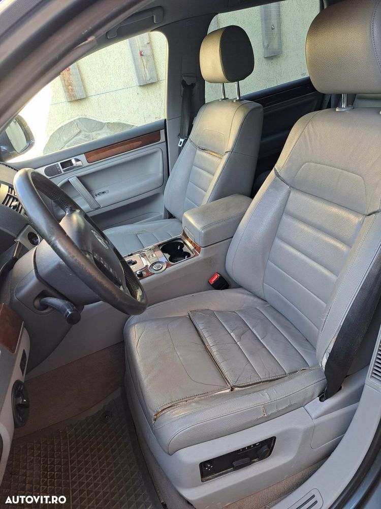 Volkswagen Touareg - 8