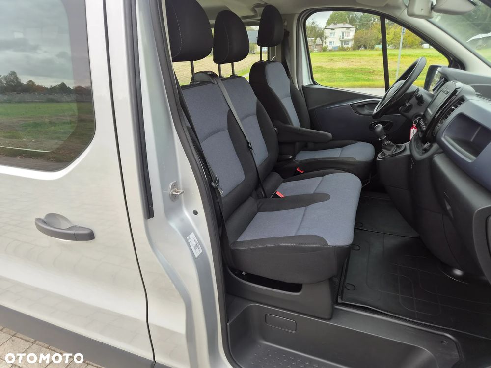 Opel Vivaro - 11
