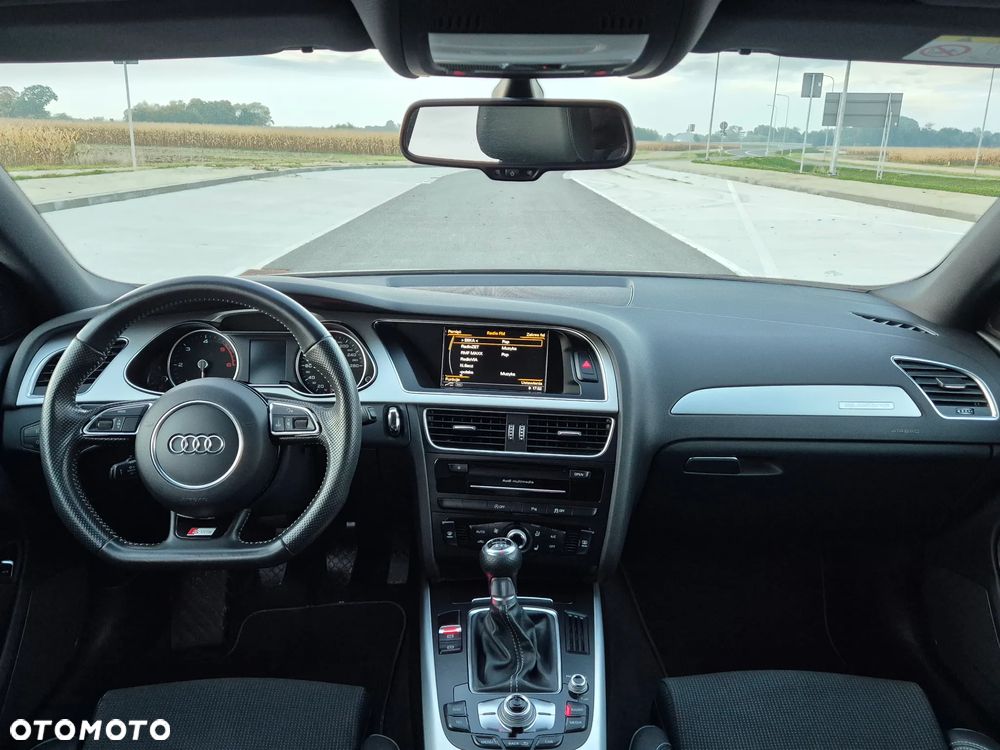 Audi A4 Avant 2.0 TDI DPF clean diesel quattro S line Sportpaket - 35