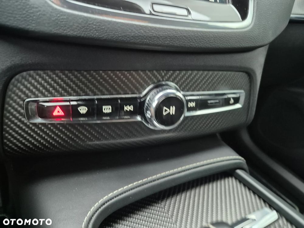 Volvo XC 90 B5 D AWD R-Design - 12