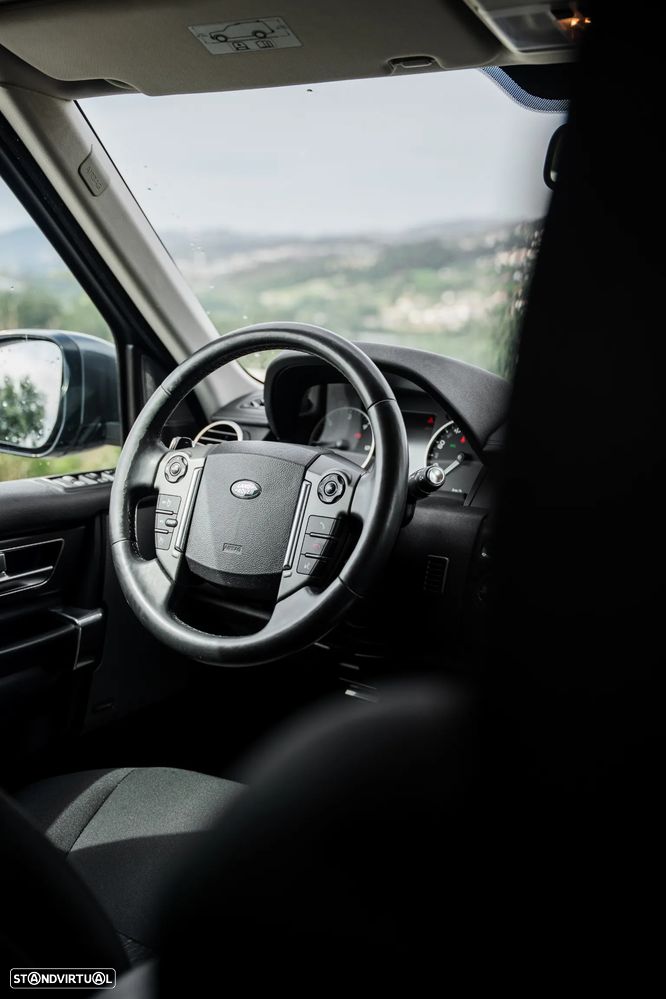 Land Rover Discovery TD V6 SE - 25