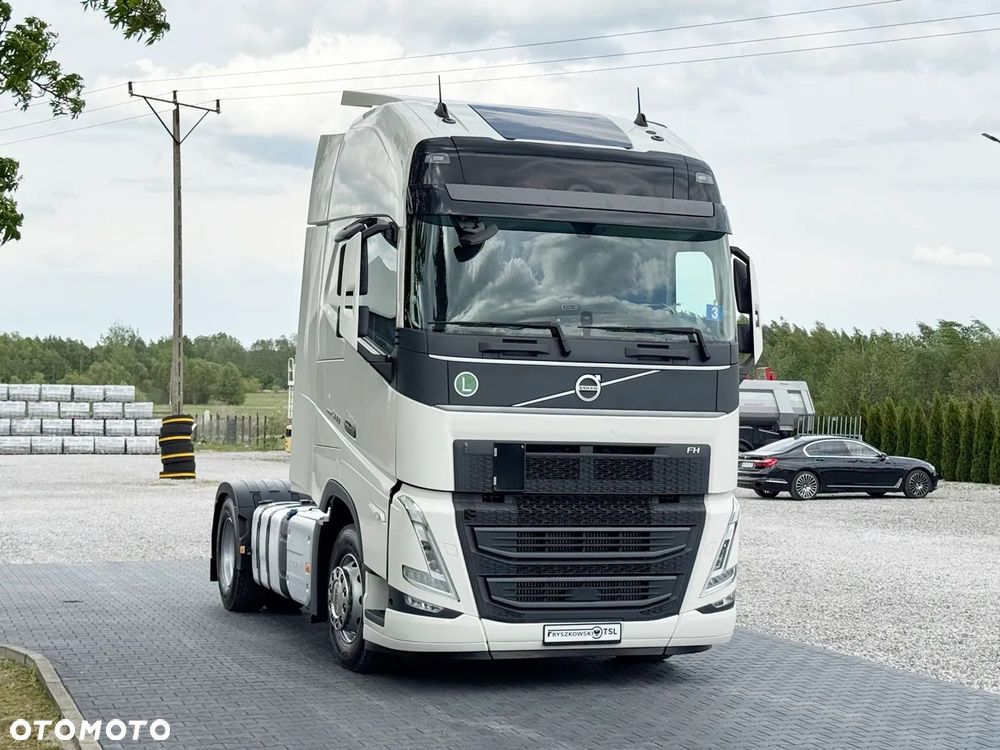 Volvo FH 500 XXL / EURO 6 * BEZ I-SAVE / ACC  / DWA ŁÓŻKA / KLIMA POSTOJOWA / NAVIGACJA / Z NIEMIEC - 7