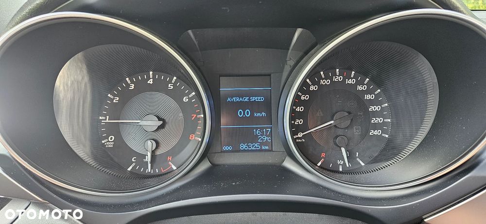 Toyota Avensis - 11