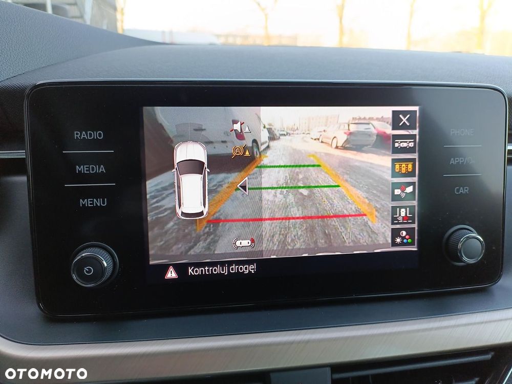 Skoda Kamiq 1.0 TSI Ambition DSG - 17
