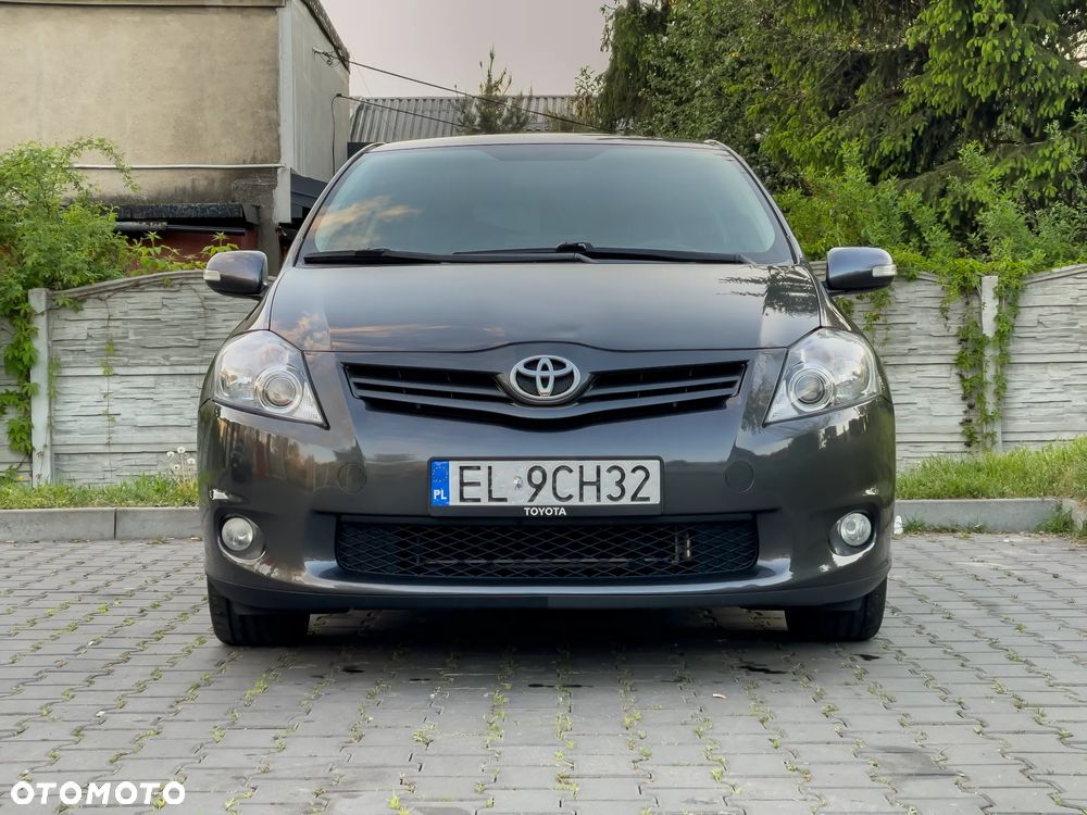 Toyota Auris 1.6 Dynamic - 2