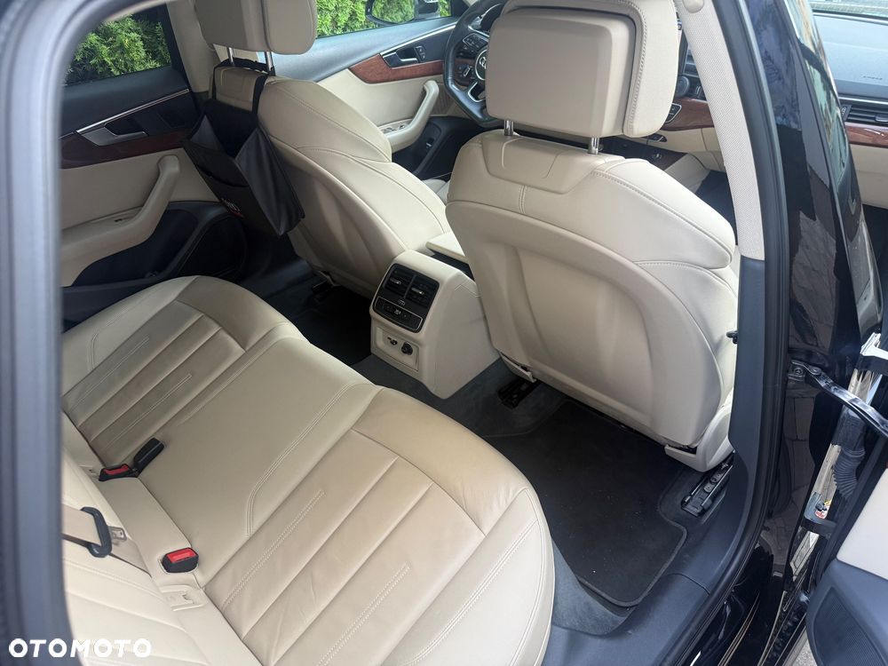 Audi A4 Avant 40 TDI S Line S tronic - 30