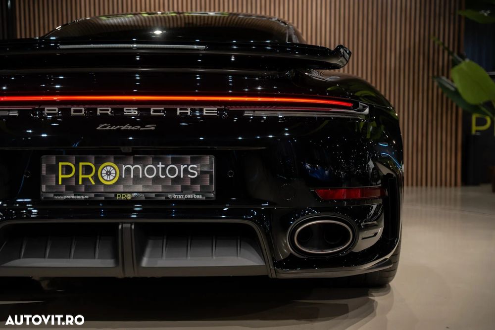 Porsche 911 - 26