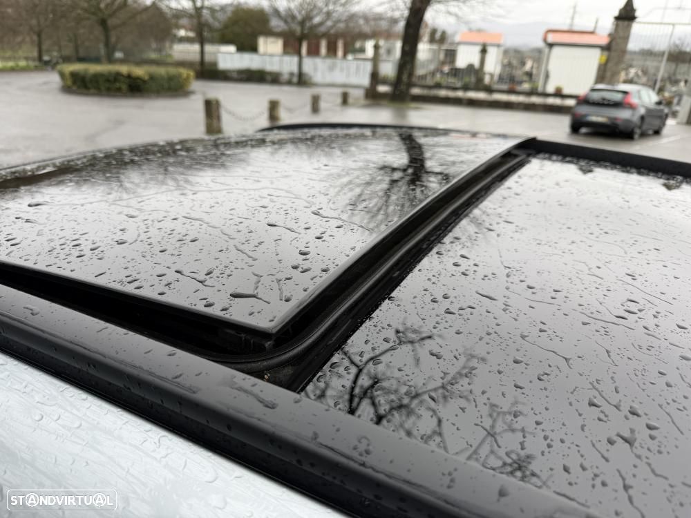 Mercedes-Benz GLA 250 e 8G-DCT Edition AMG Line - 19