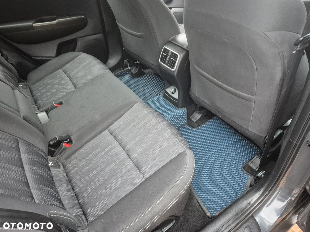 Kia Sportage 1.6 GDI Black Edition 2WD - 11