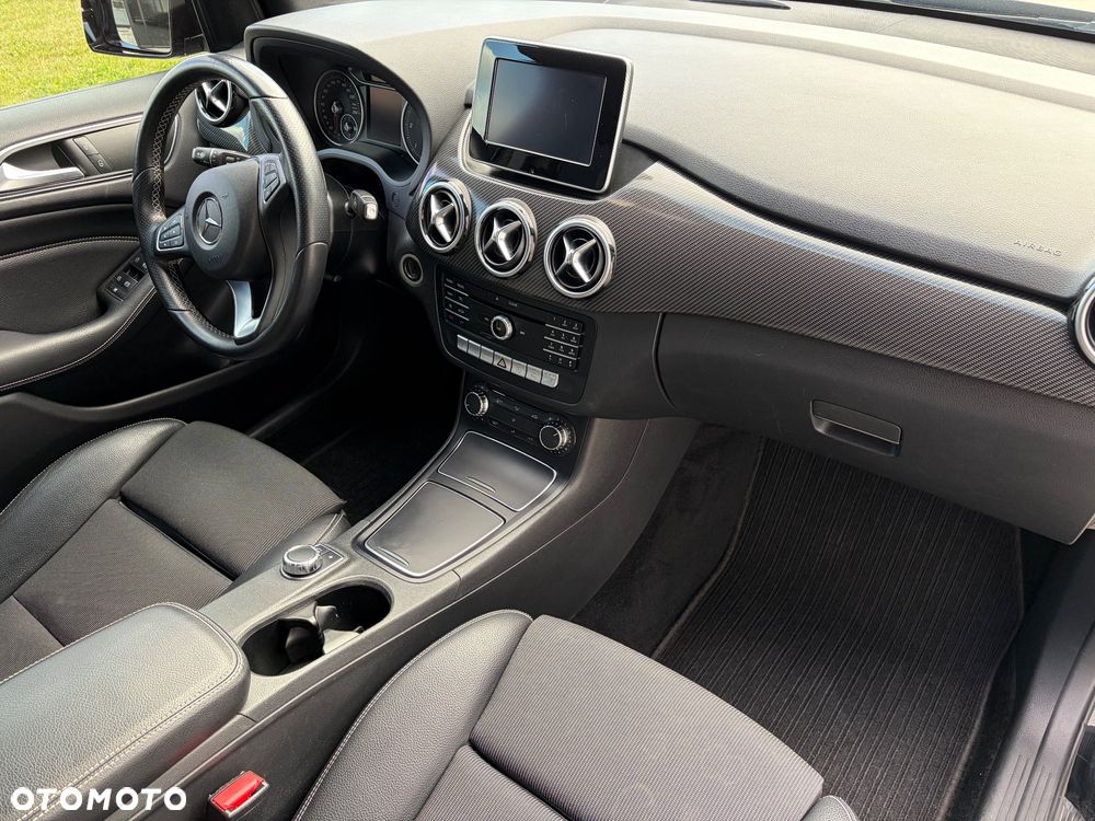Mercedes-Benz Klasa B 200 d 7G-DCT Edition - 12