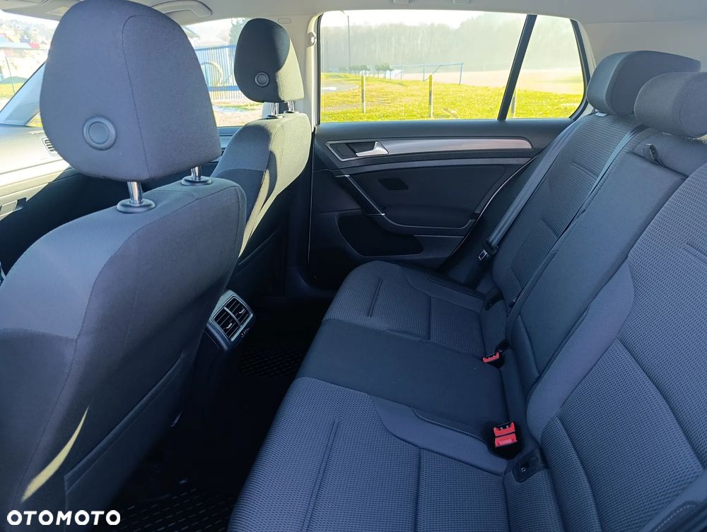Volkswagen Golf 1.0 TSI BlueMotion Comfortline - 14