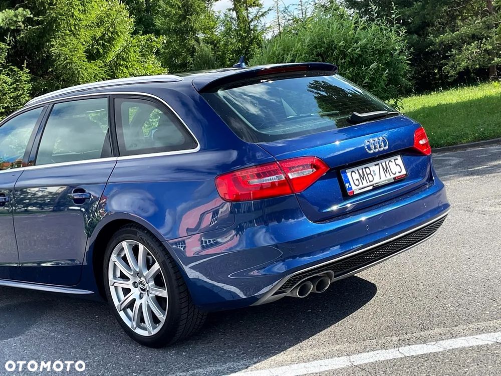 Audi A4 Avant 2.0 TDI DPF clean diesel S line Sportpaket - 27