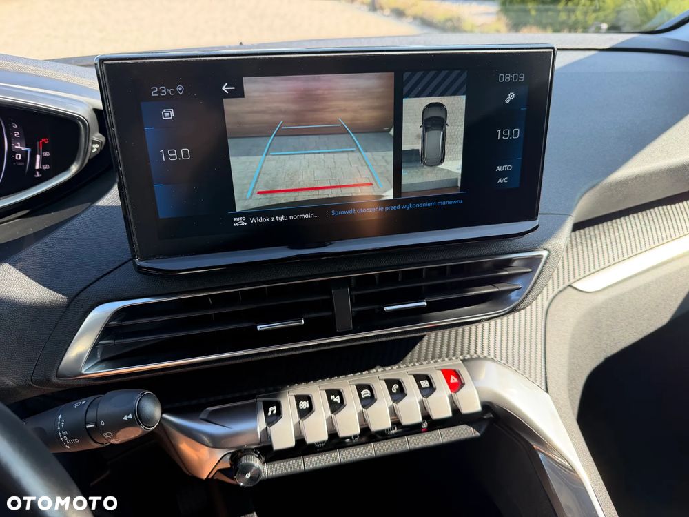 Peugeot 3008 - 22