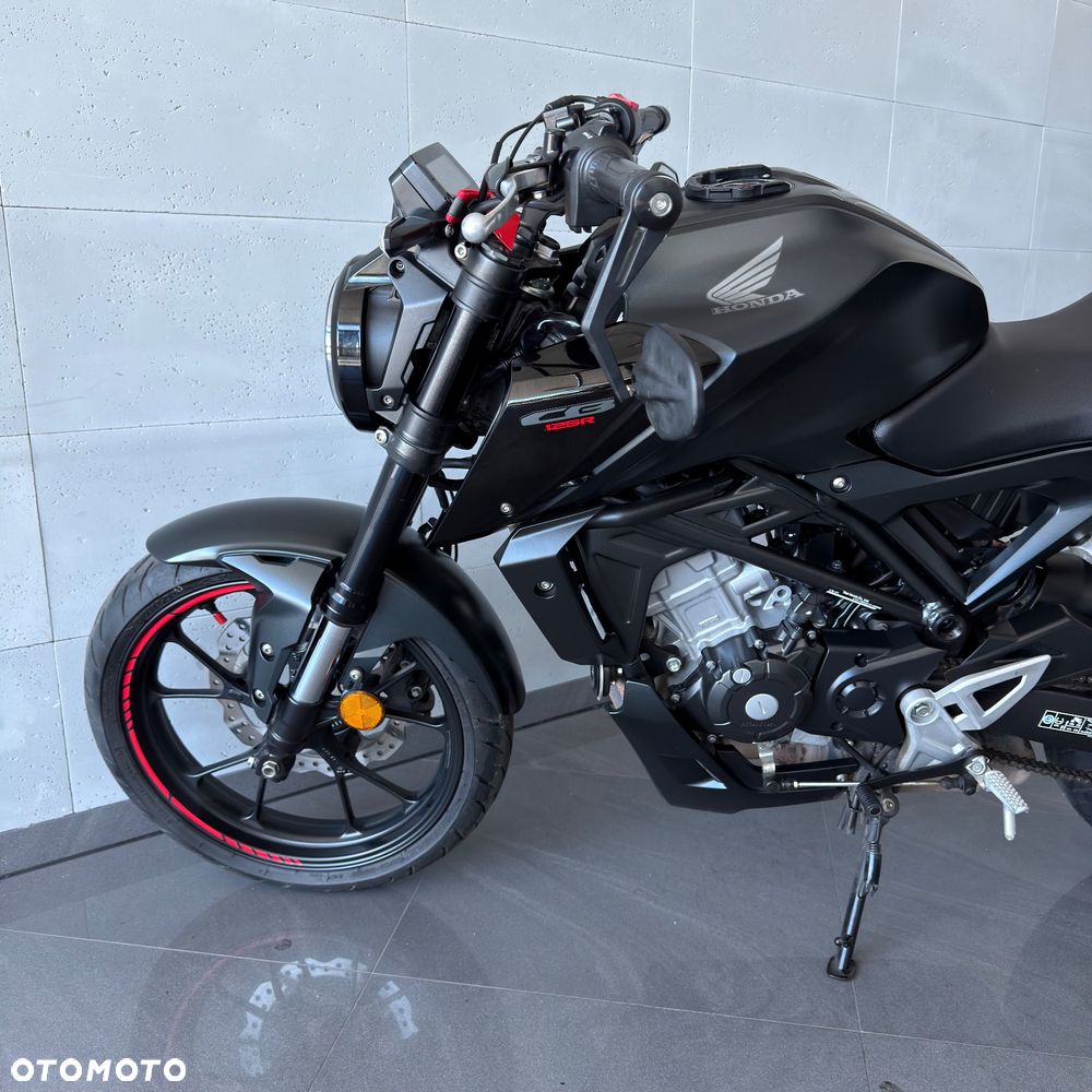 Honda CB - 11