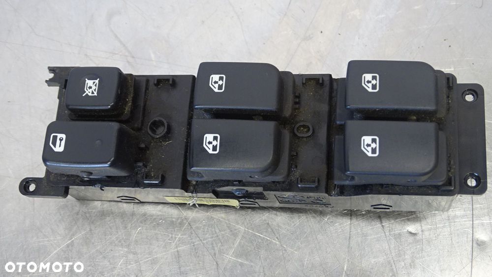PANEL STEROWANIA SZYB KIA CARENS III 2.0 - 1