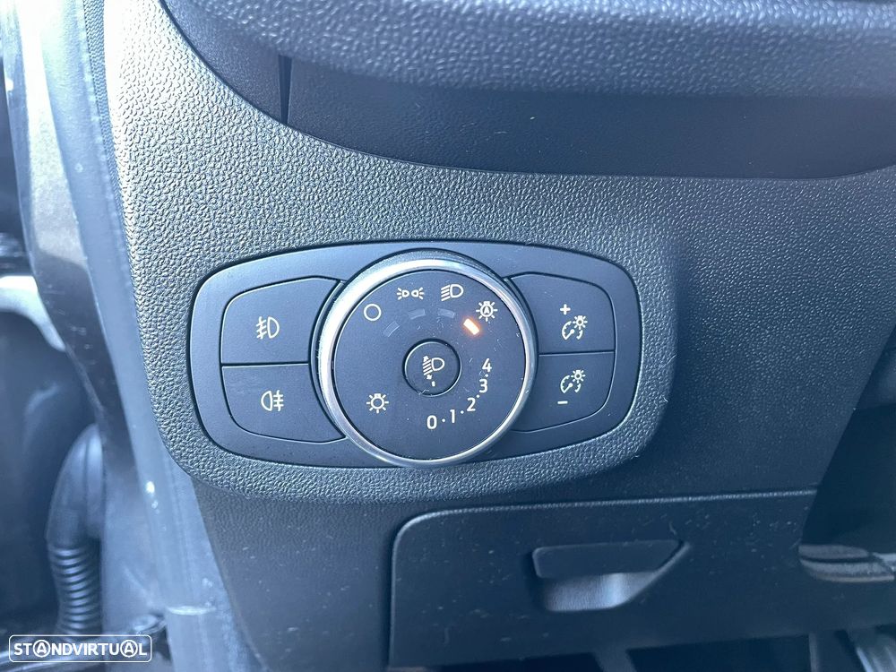 Ford Fiesta 1.0 EcoBoost S&S ST-LINE - 8