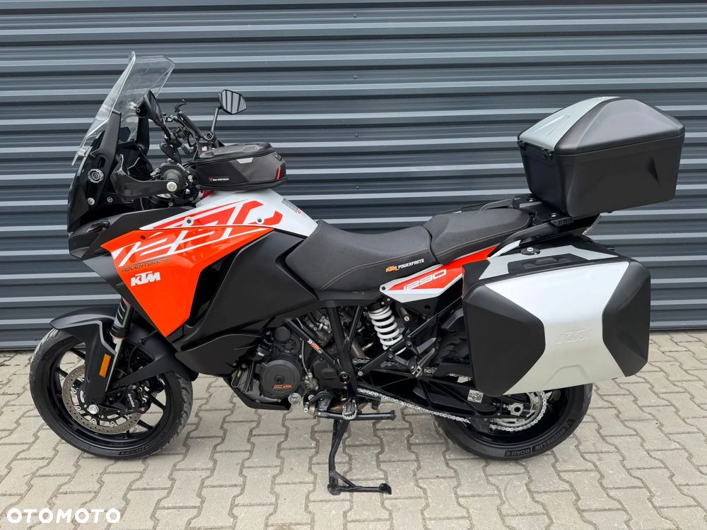 KTM Adventure - 4