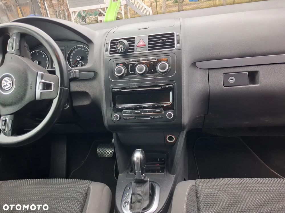 Volkswagen Touran 1.6 TDI DPF Comfortline DSG - 12
