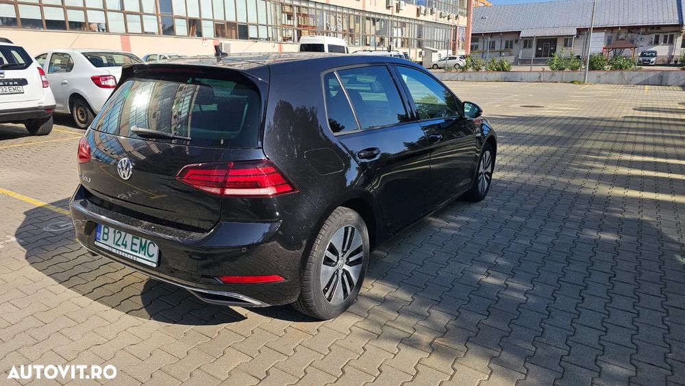 Volkswagen Golf e-Golf - 9