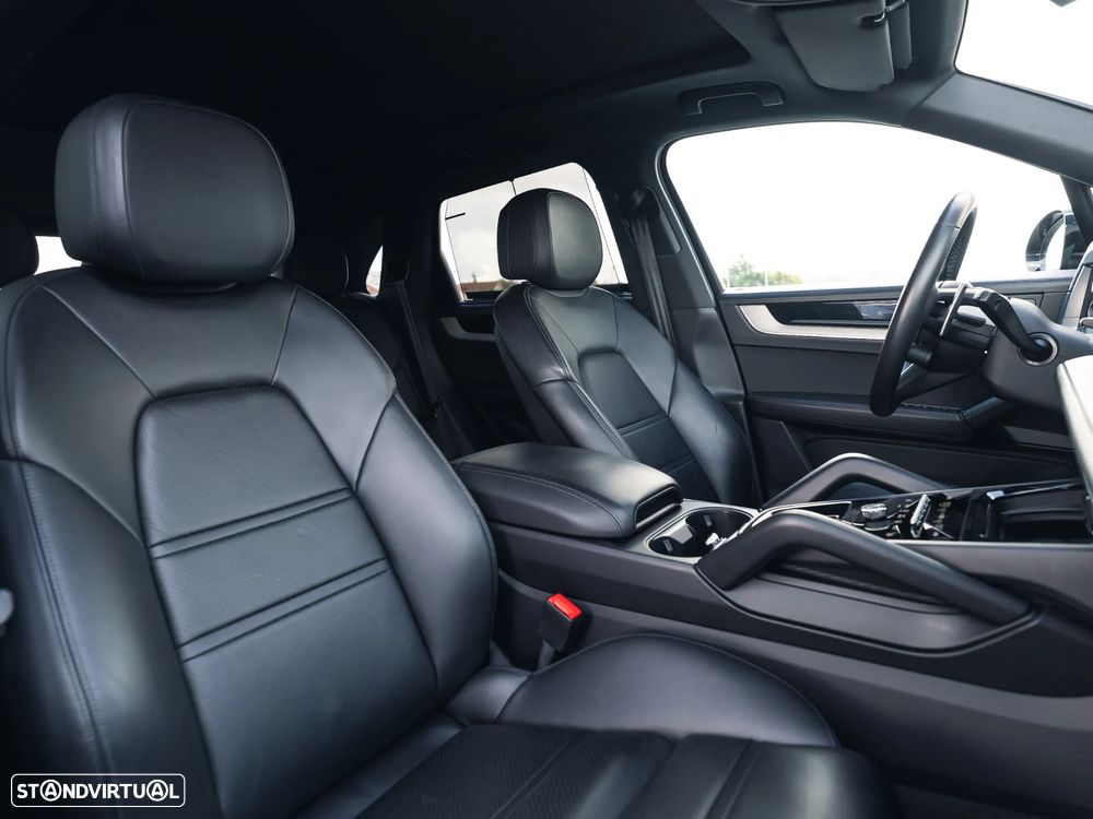 Porsche Cayenne E-Hybrid Tiptronic S - 19