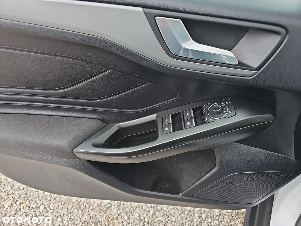 Ford Focus 1.5 EcoBlue SCR Connected - 13