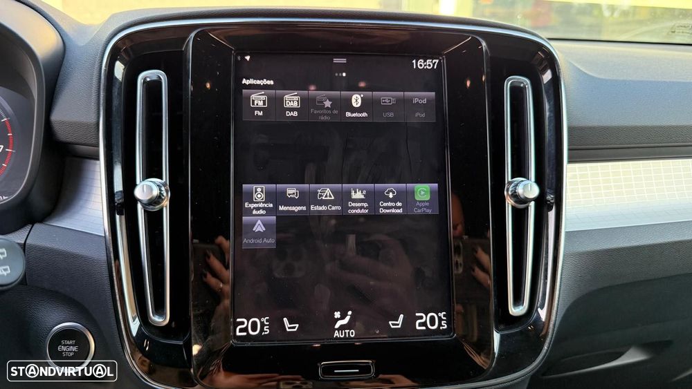 Volvo XC 40 1.5 T2 Plus Dark Auto - 19