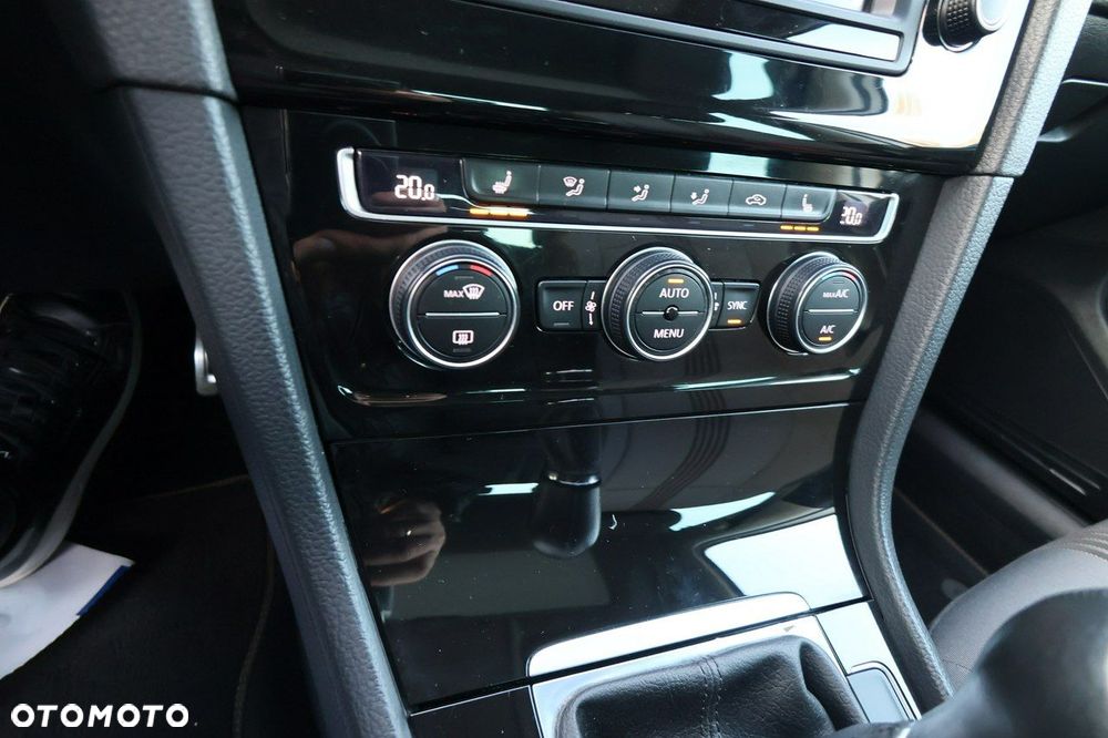 Volkswagen Golf 1.4 TSI BlueMotion Technology Allstar - 34