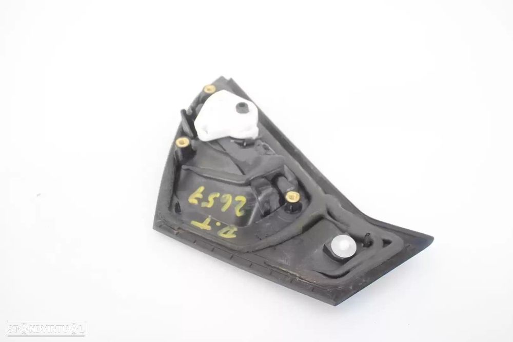 MANIPULO EXTERIOR TRASEIRO DIREITO NISSAN JUKE 2016 -82606BA61A - 2