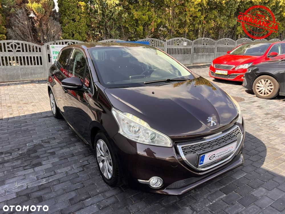 Peugeot 208 - 15
