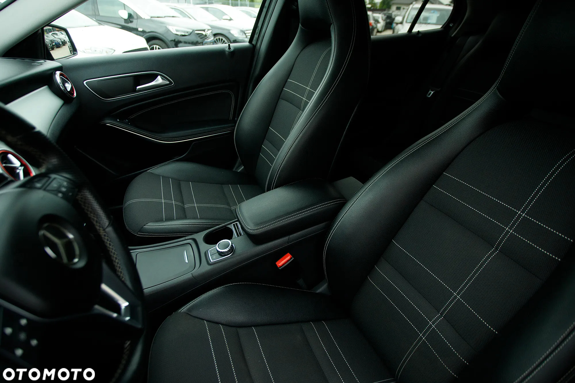 Mercedes-Benz GLA 220 CDI 4Matic 7G-DCT - 17