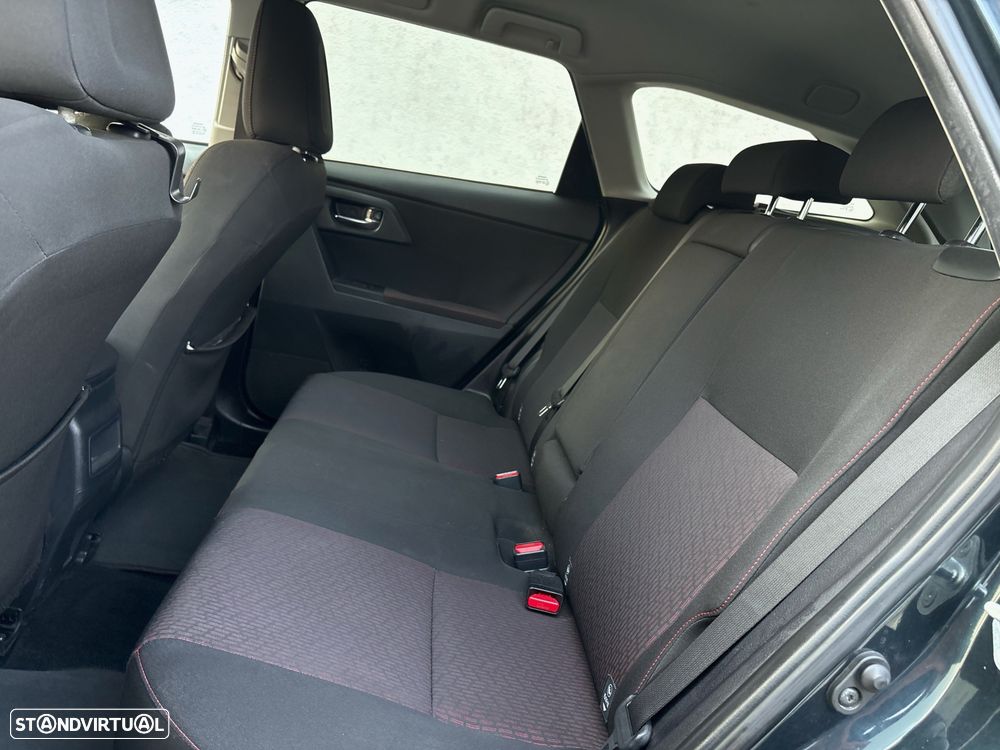 Toyota Auris Touring Sports 1.4 D-4D Comfort+Pack Sport - 7