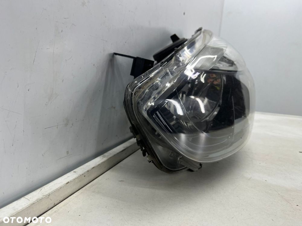 Lampa reflektor Renault Clio 4 IV LIFT 16-20r. LEWA przednia czarna ramka lewy przód 260609493r - 2