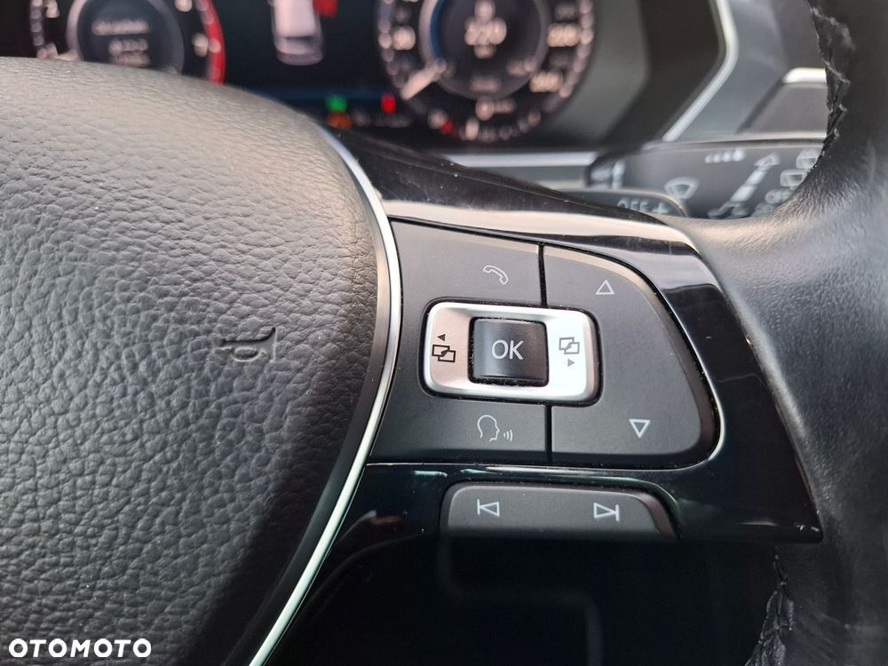Volkswagen Tiguan - 35