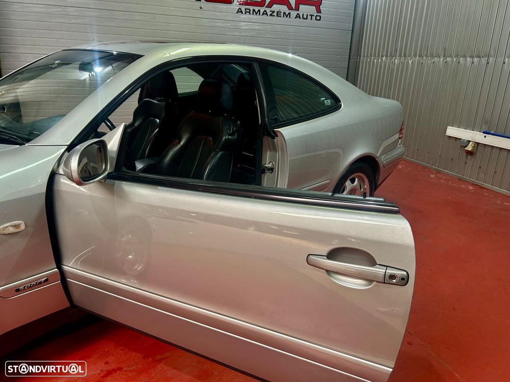 Mercedes-Benz CLK 200 - 36