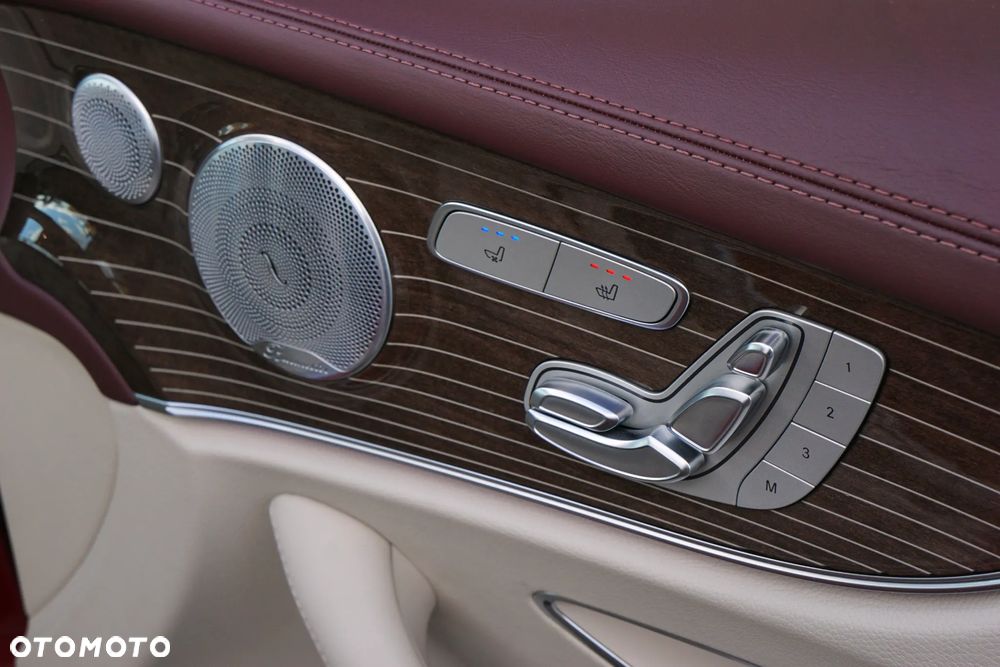 Mercedes-Benz Klasa E 400 Coupe 4-Matic 9G-TRONIC - 17