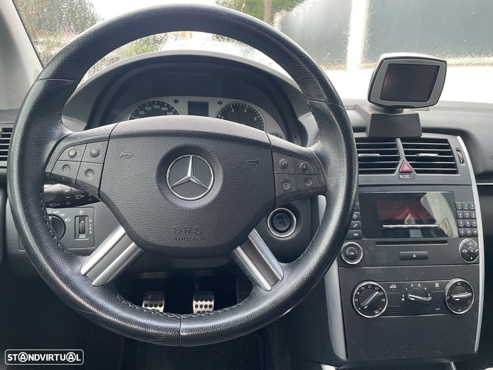 Mercedes-Benz B 150 BlueEFFICIENCY - 12