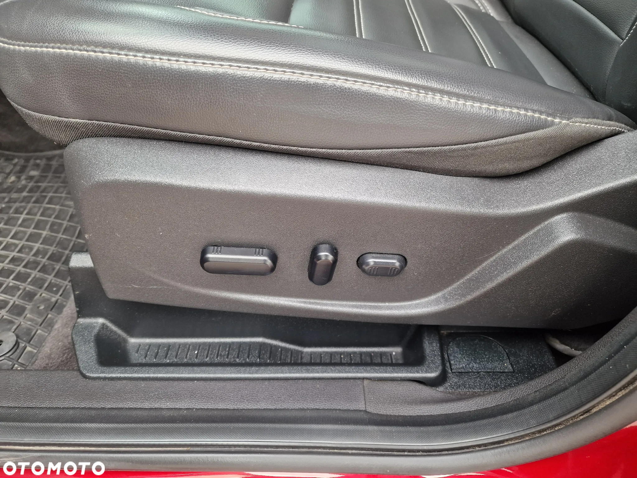 Ford Escape - 38