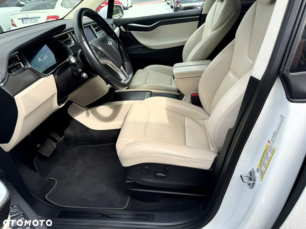 Tesla Model X Long Range Plus - 14