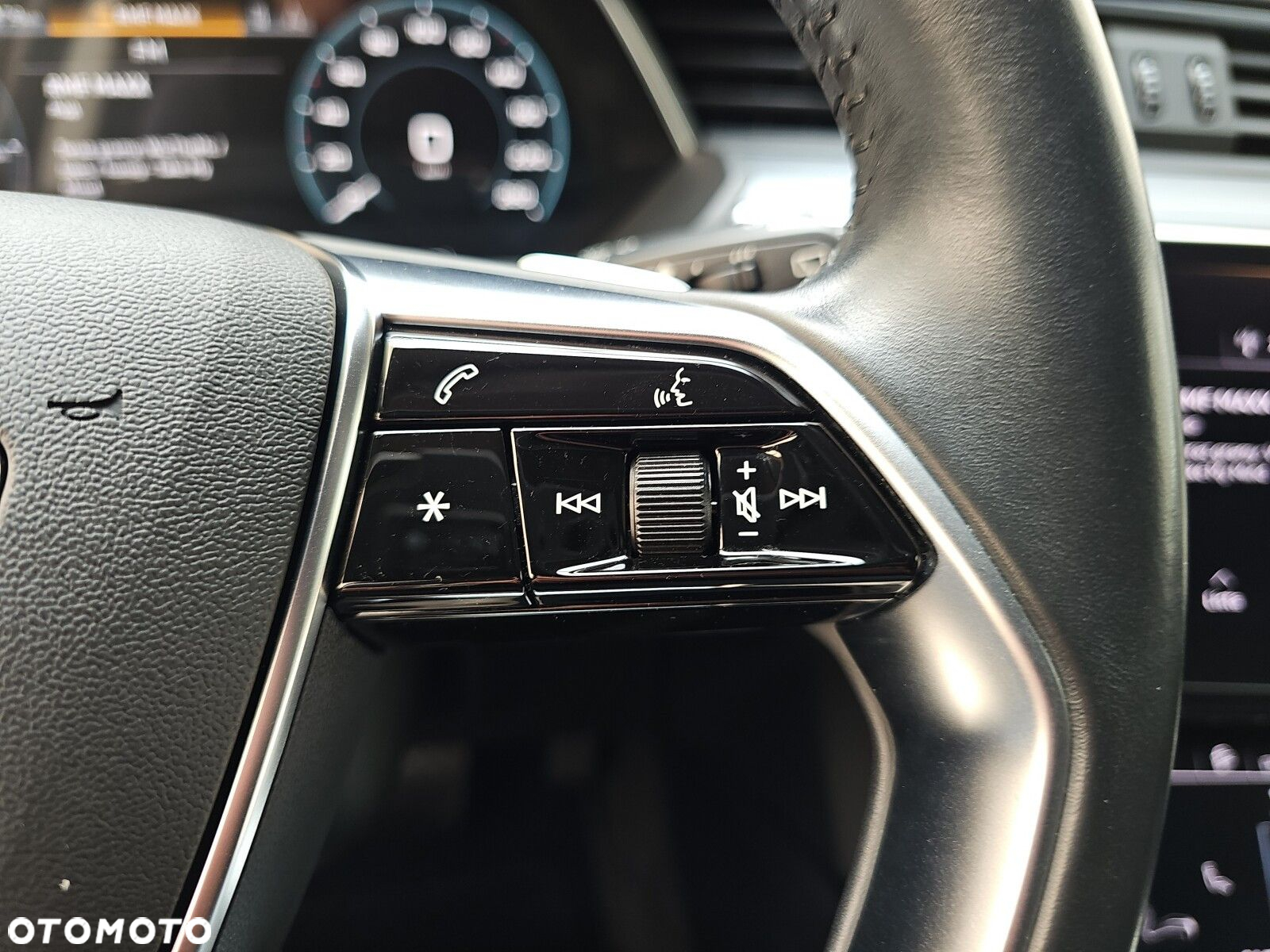 Audi e-tron - 17