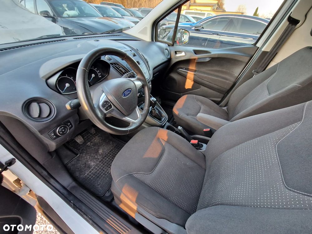 Ford TRANSIT COURIER - 6