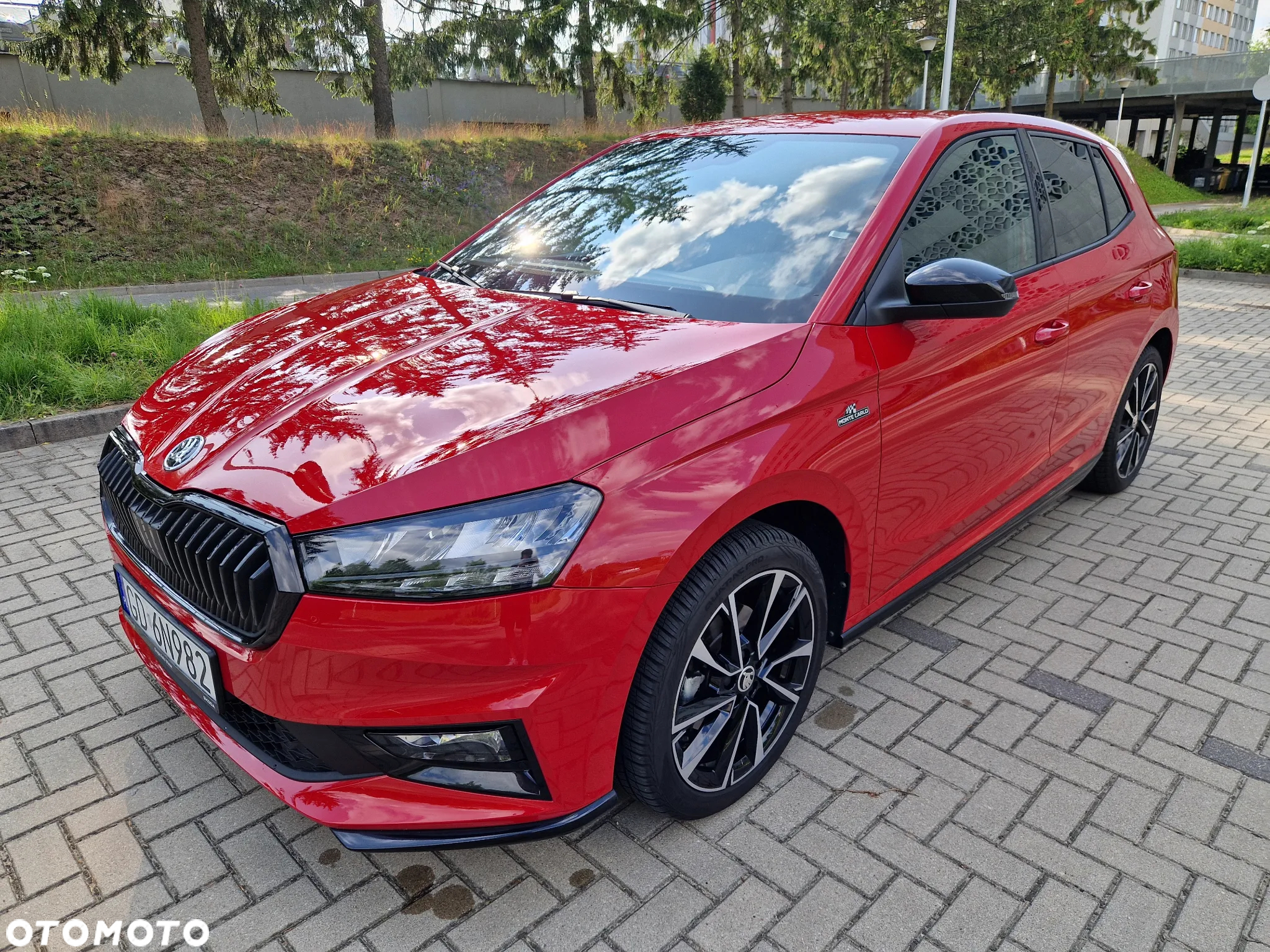 Skoda Fabia 1.5 TSI Monte Carlo DSG - 2