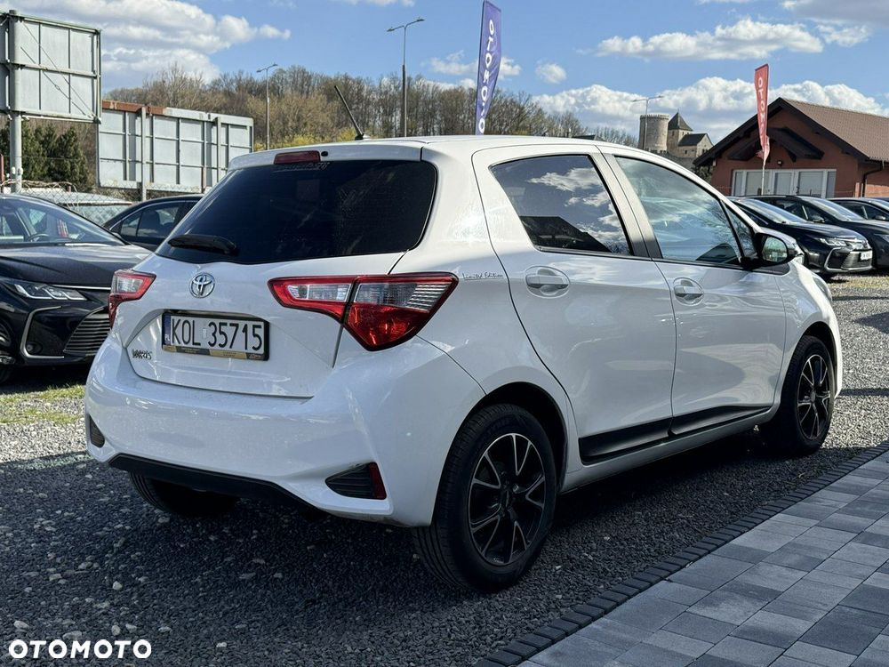 Toyota Yaris 1.5 Premium - 5